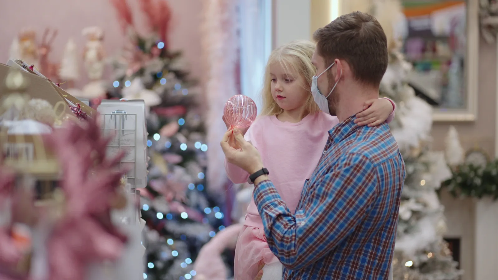 Candles Direct buying advice scene